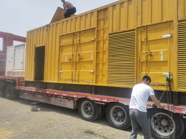 吴桥发电机出租100KW发电机需要什么规格的电缆线?