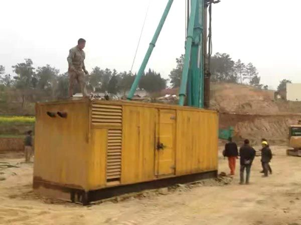 吴桥如何判断水冷式机油散热器密封件是否需要更换?